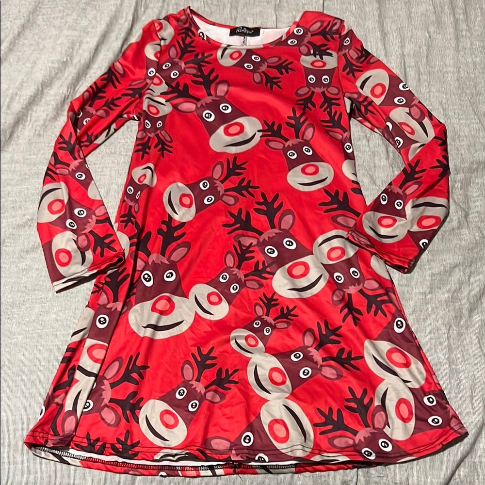 3/$10 🏷️ Reindeer Print Red Christmas Dress